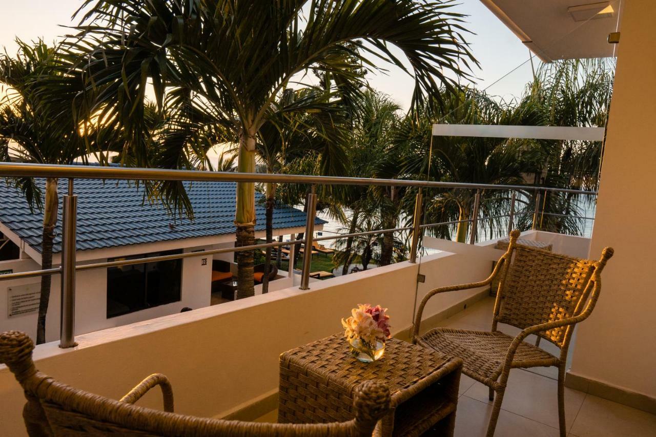 Hotel Vistalmar Манта Экстерьер фото